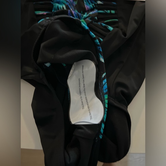 Swimsuit 1 PC NWT Swimsuits For All Black Blues Tropical Print Mallot SZ 12 - Picture 5 of 7